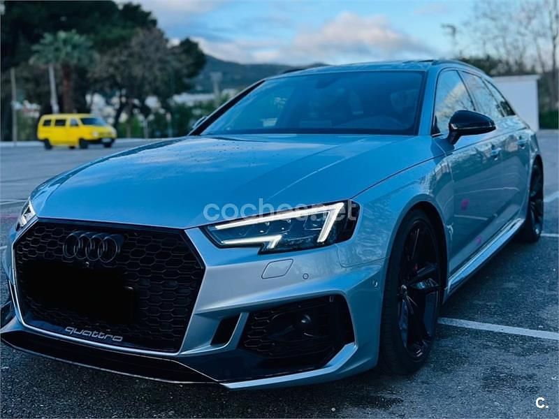 Usado Audi RS4 450 CV (330 kW) 2018 Gris / plata Familiar