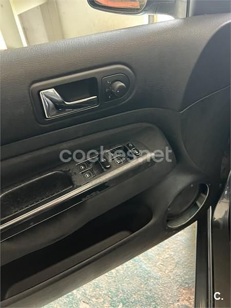 Usado VW Golf IV Advance 110 CV (80 kW) 2002 Gris / plata Berlina
