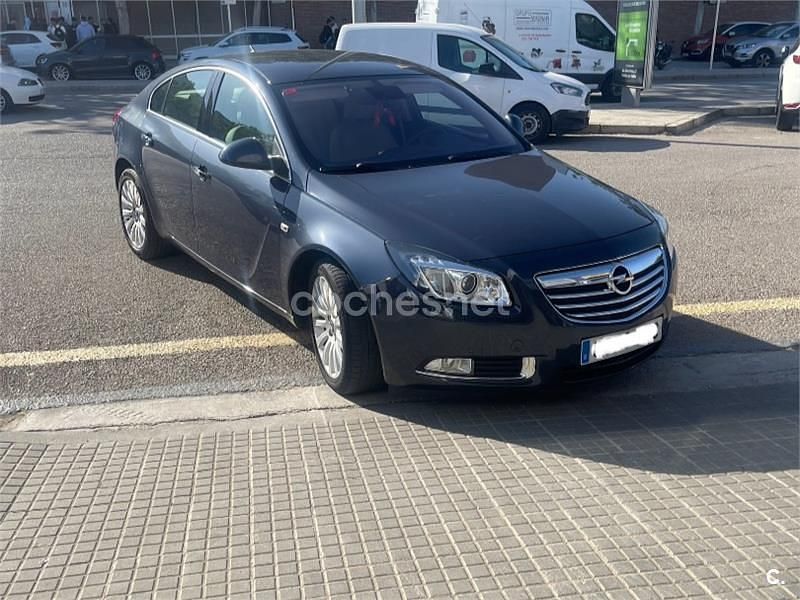 Usado Opel Insignia Cosmo 140 CV (102 kW) 2010 Azul Berlina