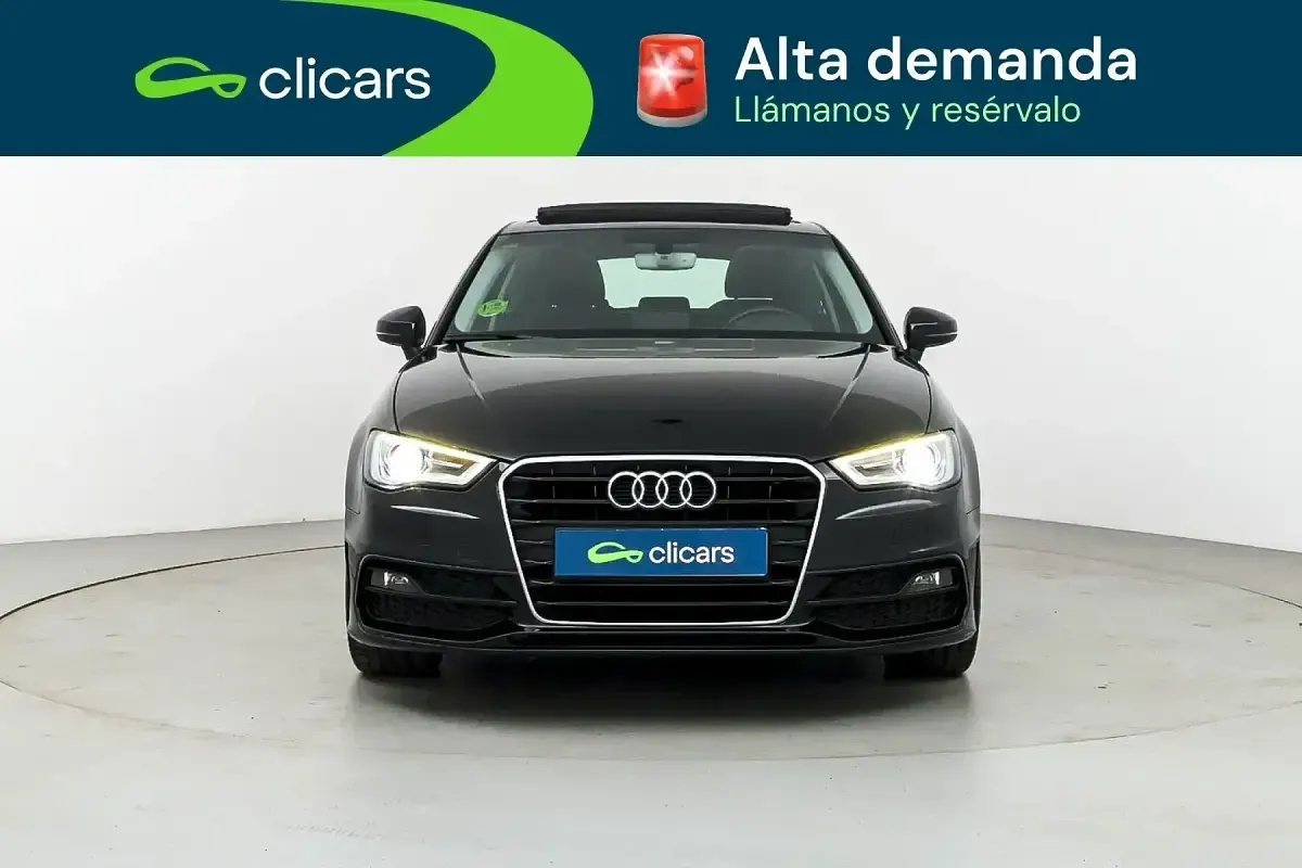 Usado Audi A3 S-Line 110 CV (80 kW) 2015 Negro Utilitario
