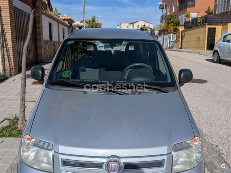 Usado Fiat Panda Dynamic 69 CV (50 kW) 2011 Gris / plata Utilitario