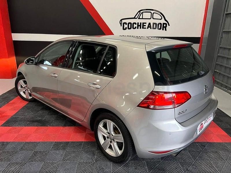 Usado VW Golf VII Advance 122 CV (89 kW) 2013 Gris / plata Berlina