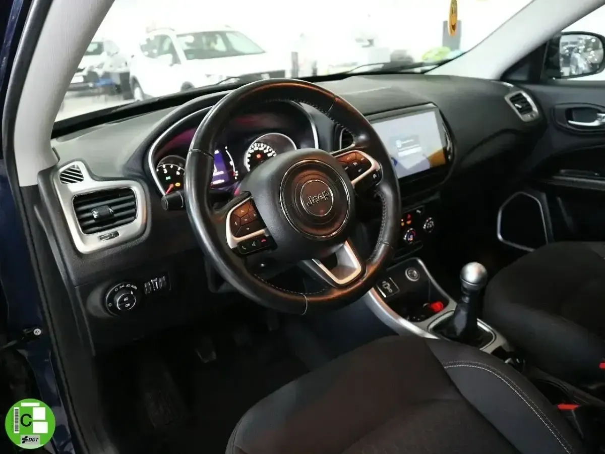 Usado Jeep Compass 120 CV (88 kW) 2018 Azul SUV