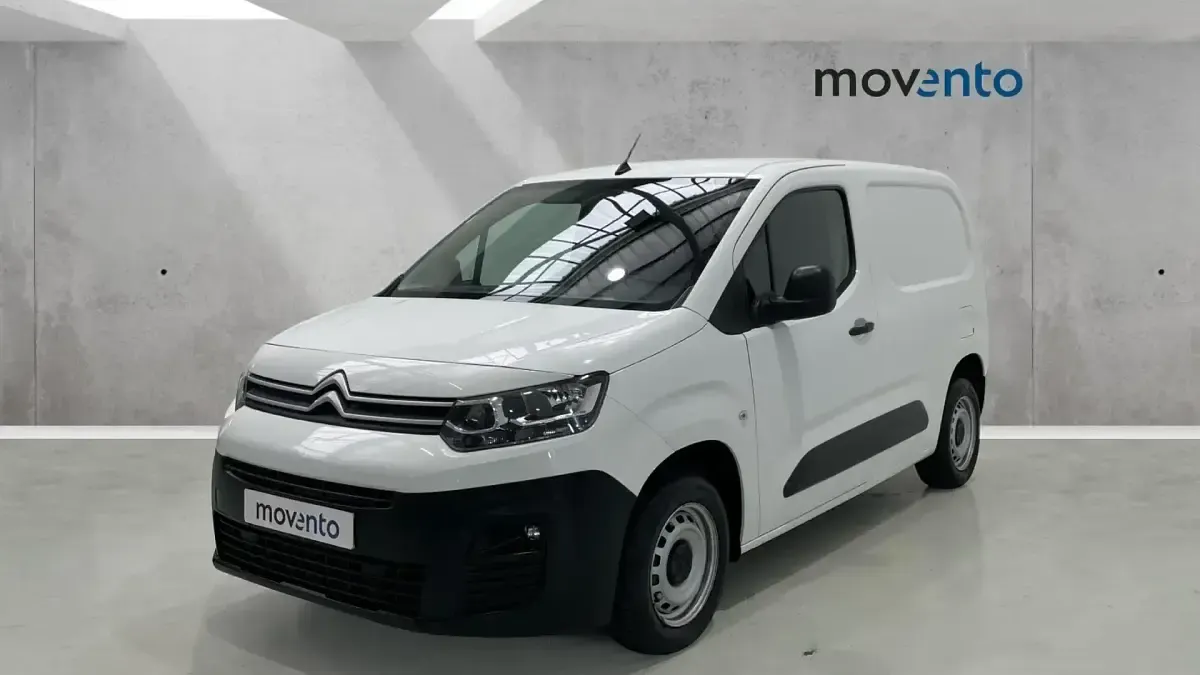 Usado Citroën Berlingo 102 CV (75 kW) 2021 Blanco Monovolumen
