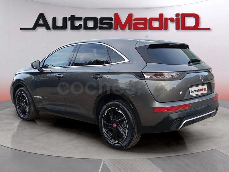 Usado DS Automobiles DS7 Crossback 130 CV (95 kW) 2021 Gris / plata SUV
