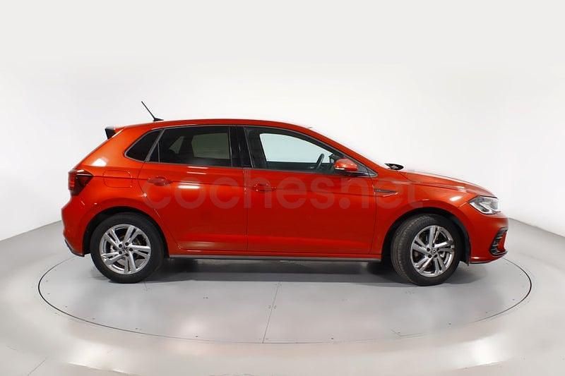 Usado VW Polo R-line 110 CV (80 kW) 2023 Rojo Utilitario