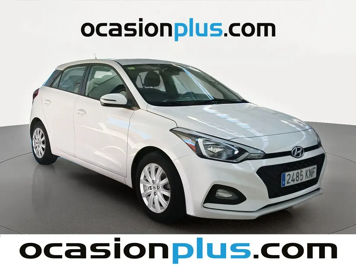 Usado Hyundai i20 75 CV (55 kW) 2018 Blanco Utilitario