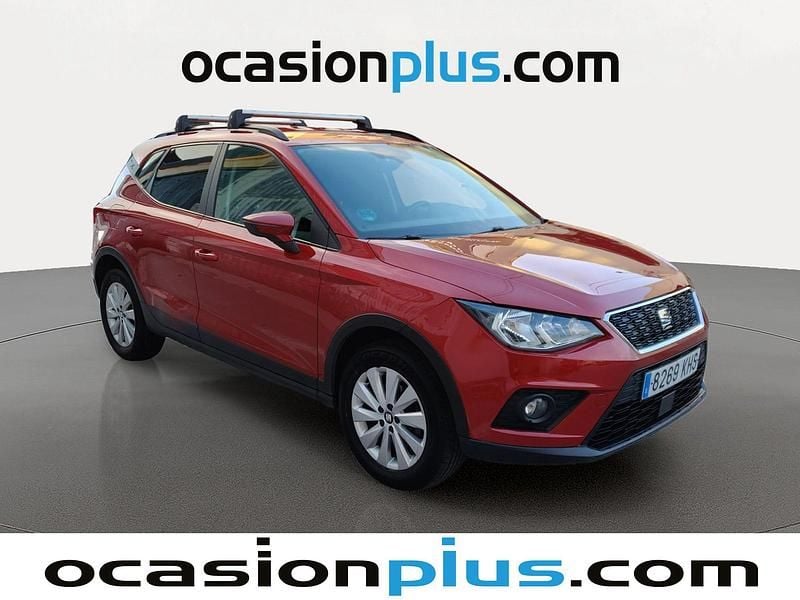 Usado Seat Arona Ecomotive 116 CV (85 kW) 2018 Rojo SUV