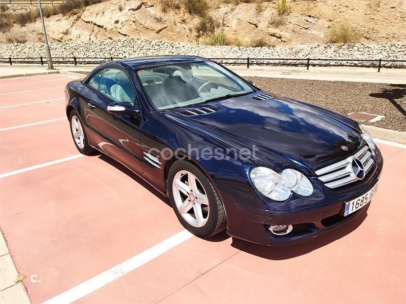 Usado Mercedes SL350 272 CV (200 kW) 2008 Azul Descapotable