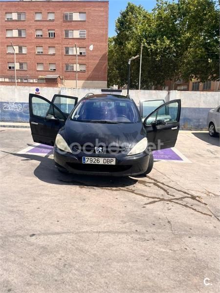 Negro Usado 2005 Peugeot 307 Familiar | 990 € (Super precio) - Imagen 1/4