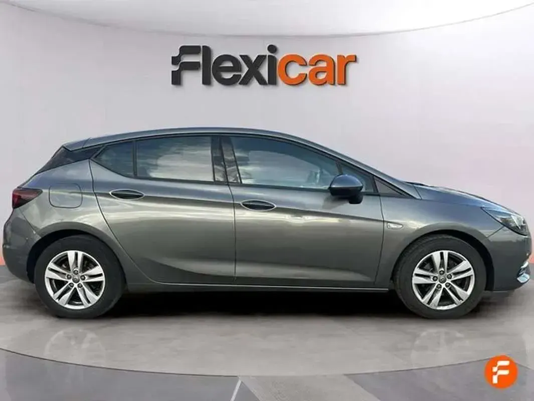 Usado Opel Astra GS Line 131 HP (96 kW) 2020 Cinzento Sedan
