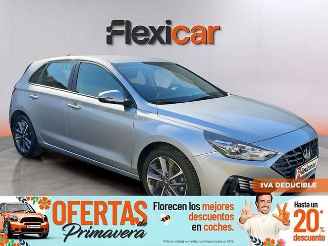 Usado Hyundai i30 120 CV (88 kW) 2023 Gris