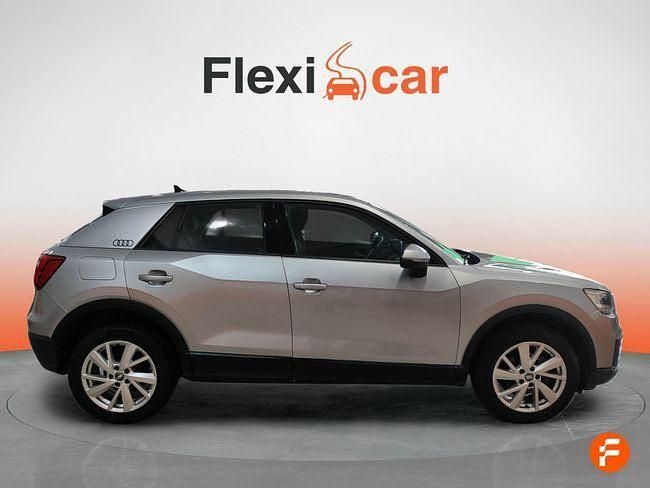 Usado Audi Q2 Advanced Plus 116 CV (85 kW) 2020 Gris SUV