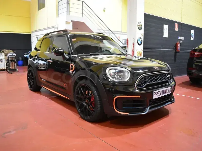 Usado Mini John Cooper Works Countryman 231 CV (169 kW) 2017 Negro SUV