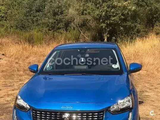 Usado Peugeot 208 Allure 100 CV (73 kW) 2020 Azul Utilitario