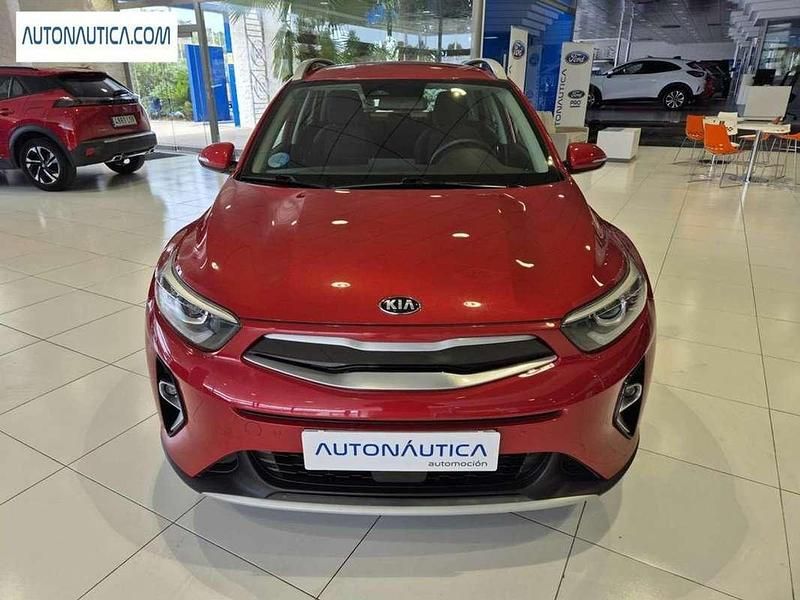 Usado Kia Stonic 101 CV (74 kW) 2021 Rojo SUV