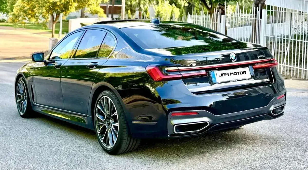 Usado BMW 745e 398 CV (292 kW) 2020 Negro Berlina