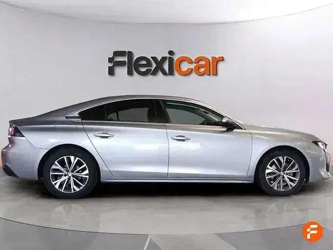 Usado Peugeot 508 Active 130 CV (95 kW) 2021 Gris