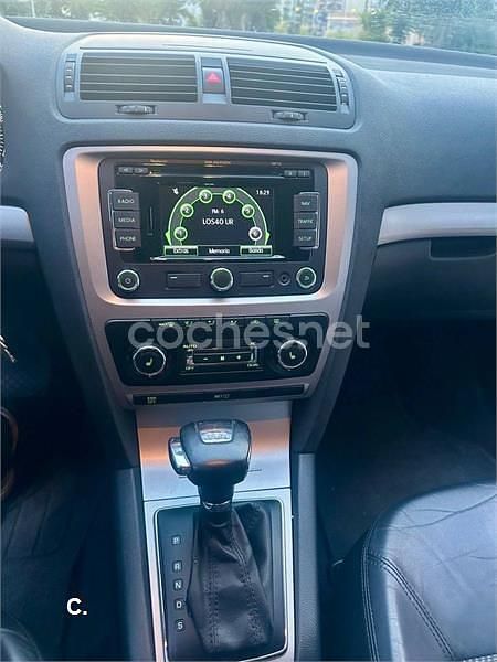 Usado Skoda Octavia 122 CV (89 kW) 2009 Negro Familiar