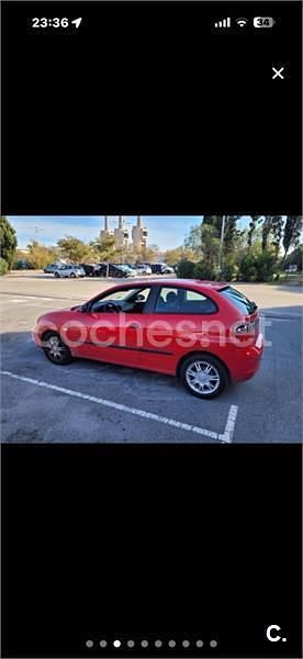 Usado Seat Ibiza Sport 64 CV (47 kW) 2006 Rojo Berlina