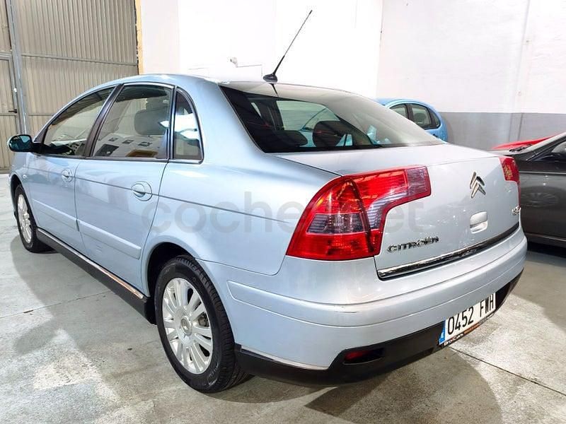 Usado Citroën C5 138 CV (101 kW) 2007 Azul Berlina