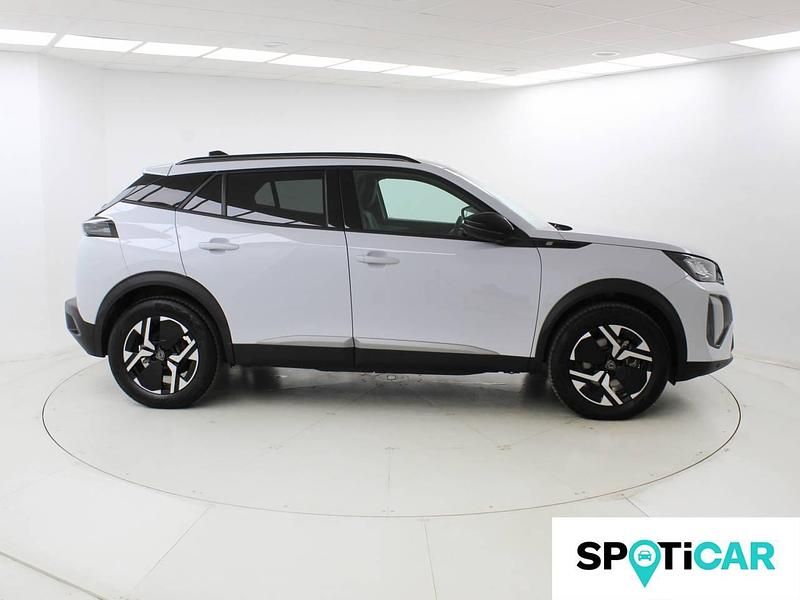 Usado Peugeot e-2008 Allure 100 kW (136 CV) 2024 Blanco SUV