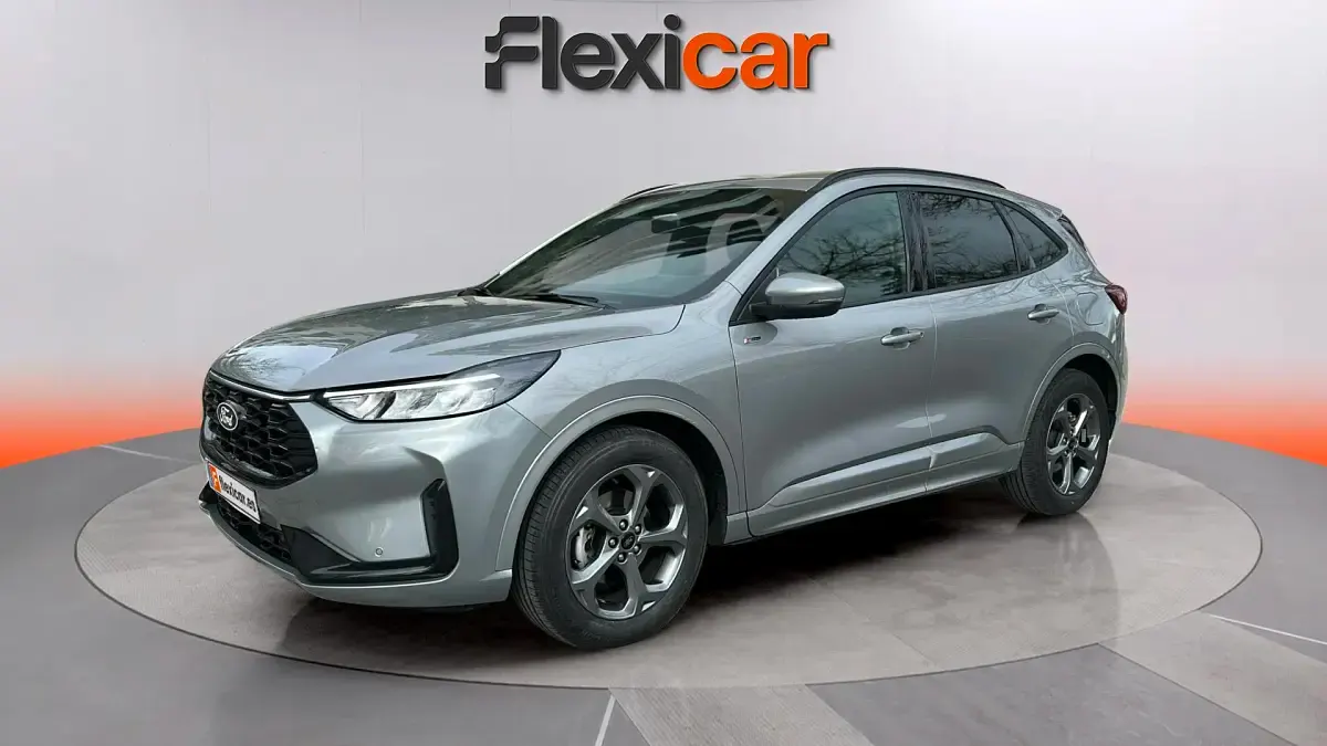 Usado Ford Kuga ST-Line X 150 CV (110 kW) 2025 Gris SUV