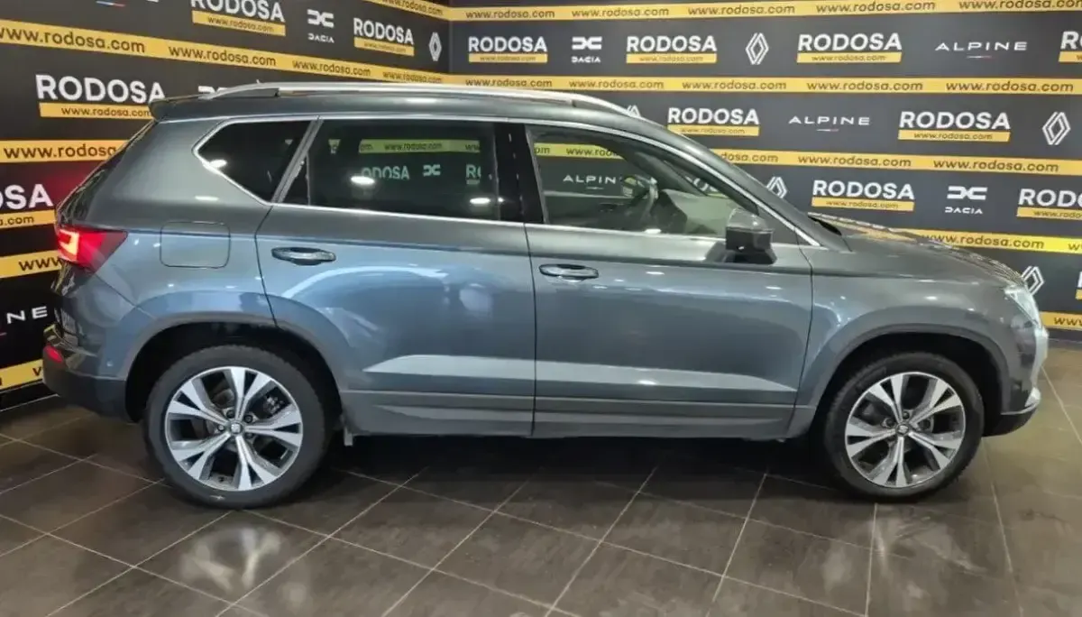 Usado Seat Ateca XCELLENCE 150 CV (110 kW) 2020 Gris / plata SUV