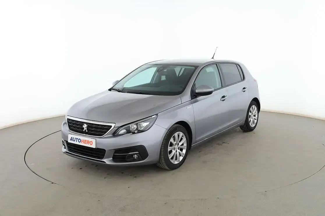 Usado Peugeot 308 Style 102 CV (75 kW) 2019 Berlina