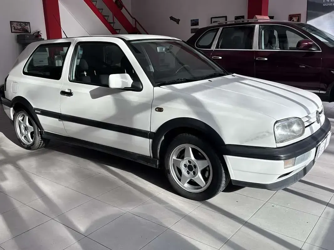 Usado VW Golf III GTI 116 CV (85 kW) 1996 Blanco Utilitario