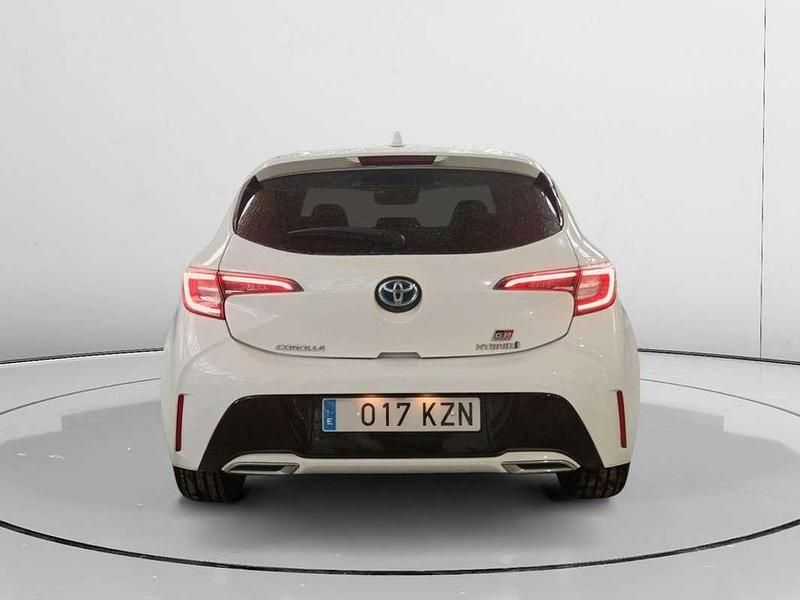 Usado Toyota Corolla Hybrid 186 CV (136 kW) 2019 Blanco Utilitario