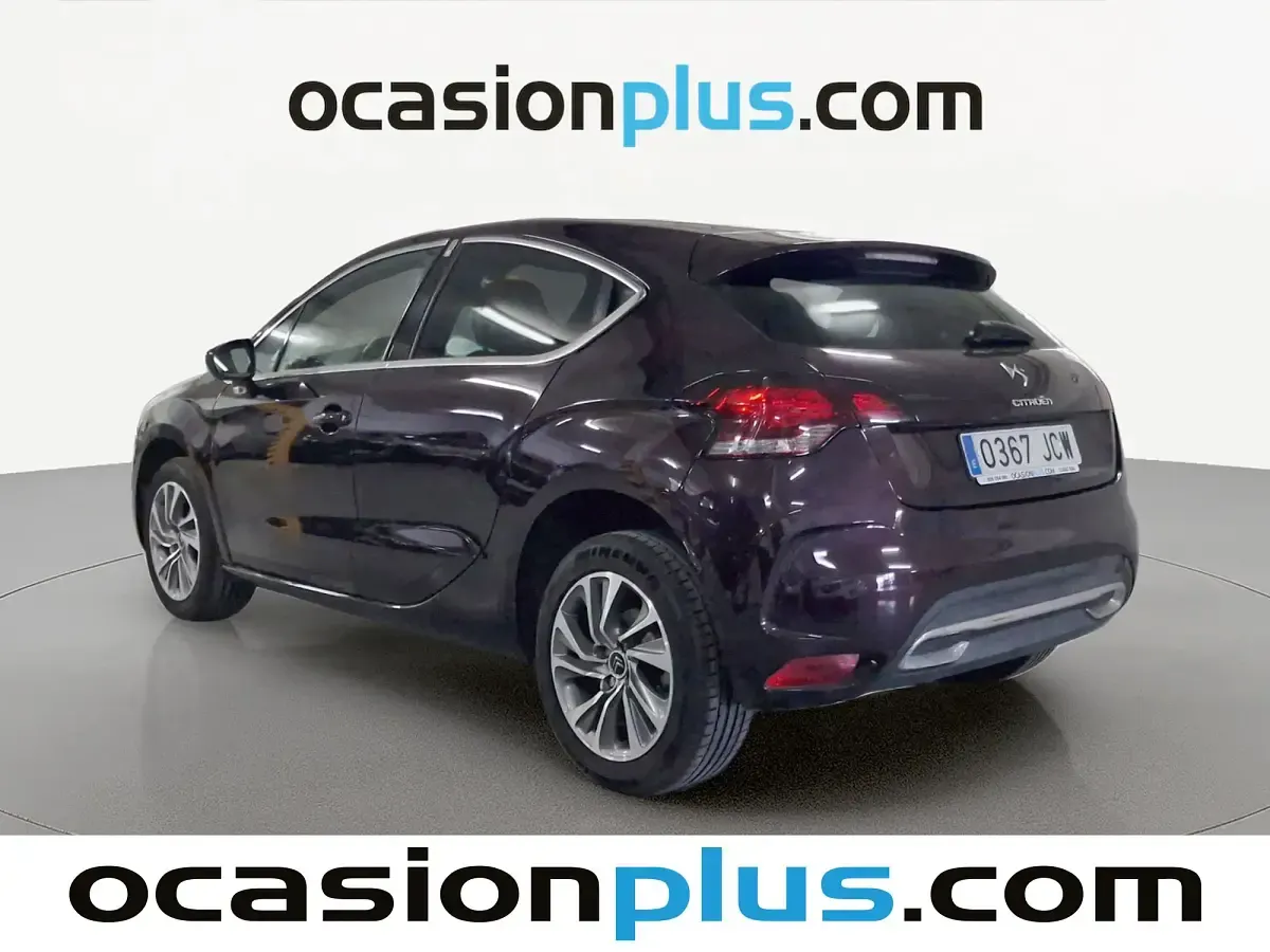 Usado DS Automobiles DS4 Design 131 CV (96 kW) 2015 Negro Berlina