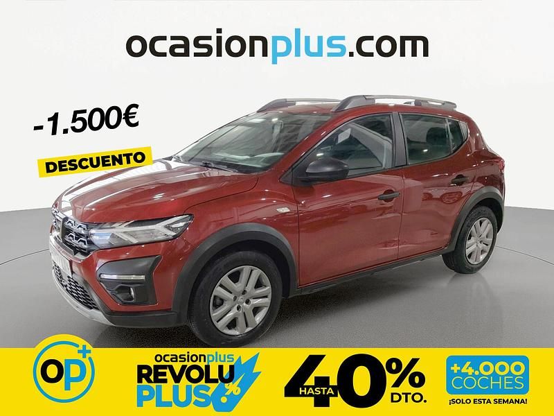 Usado Dacia Sandero Essentiel 91 CV (66 kW) 2022 Rojo