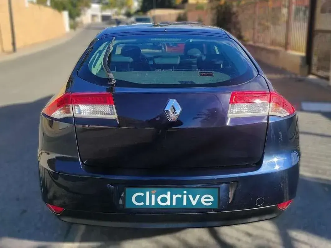 Usado Renault Laguna III Privilege 150 CV (110 kW) 2008 Azul Berlina