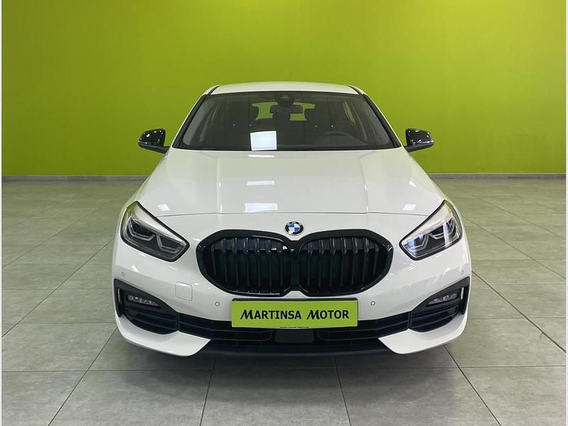 Usado BMW 118 136 CV (100 kW) 2021 Blanco Utilitario