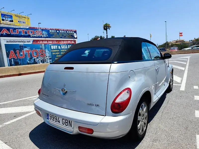 Usado Chrysler PT Cruiser Limited 143 CV (105 kW) 2006 Gris / plata Descapotable