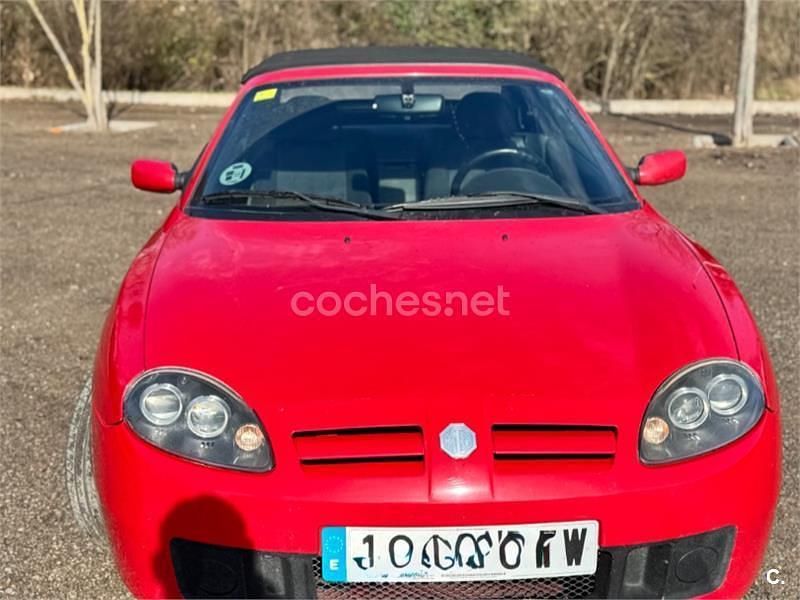 Usado MG TF 136 CV (100 kW) 2004 Rojo Descapotable