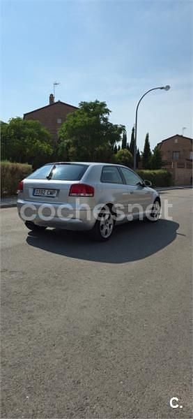 Gris / plata Usado 2003 Audi A3 Ambition Berlina | 3700 € (Precio justo) - Imagen 1/4