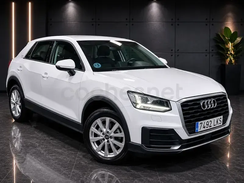 Usado Audi Q2 Advanced Plus 116 CV (85 kW) 2020 Blanco SUV