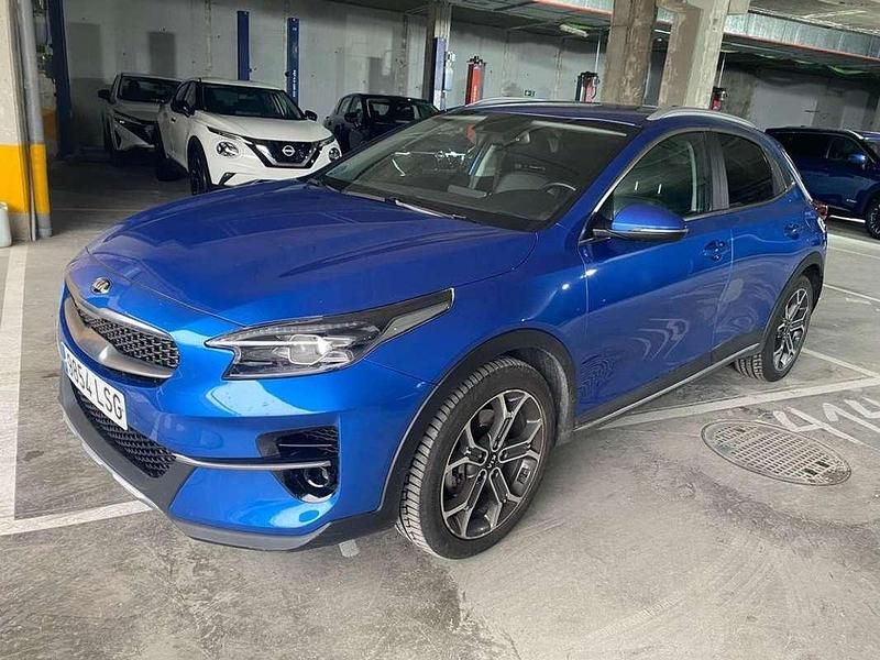 Usado Kia XCeed 137 CV (100 kW) 2021 Azul SUV