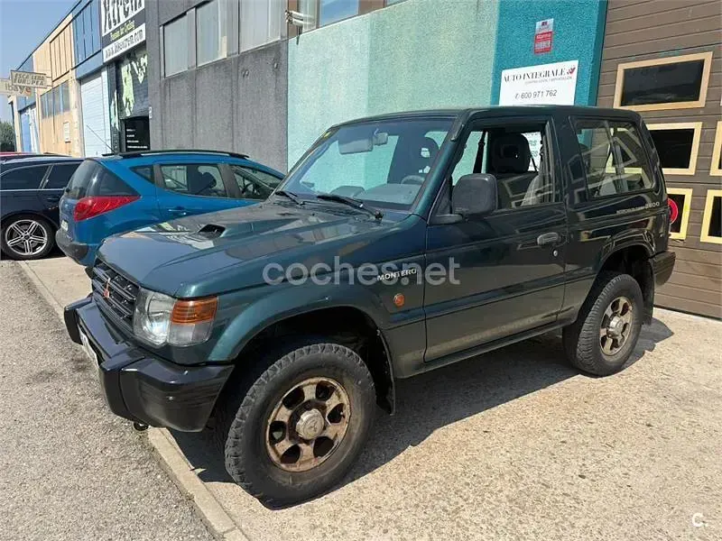 Usado Mitsubishi Montero 125 CV (91 kW) 1998 Verde SUV