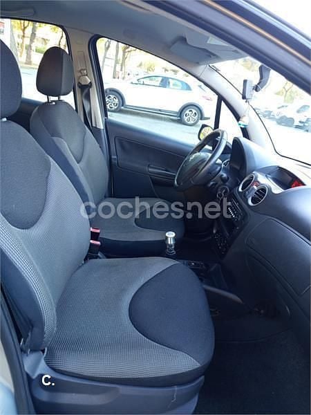 Usado Citroën C3 61 CV (44 kW) 2008 Beige Berlina