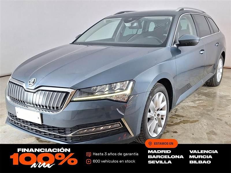 Gris Usado 2020 Skoda Superb Ambition Familiar | 18.850 € (Precio justo) - Imagen 1/4