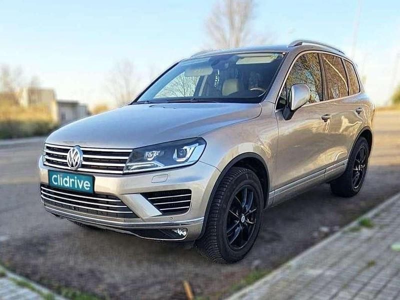 Usado VW Touareg 262 CV (192 kW) 2018 Beige SUV