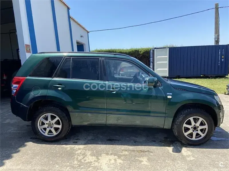 Usado Suzuki Grand Vitara 129 CV (94 kW) 2009 Verde SUV