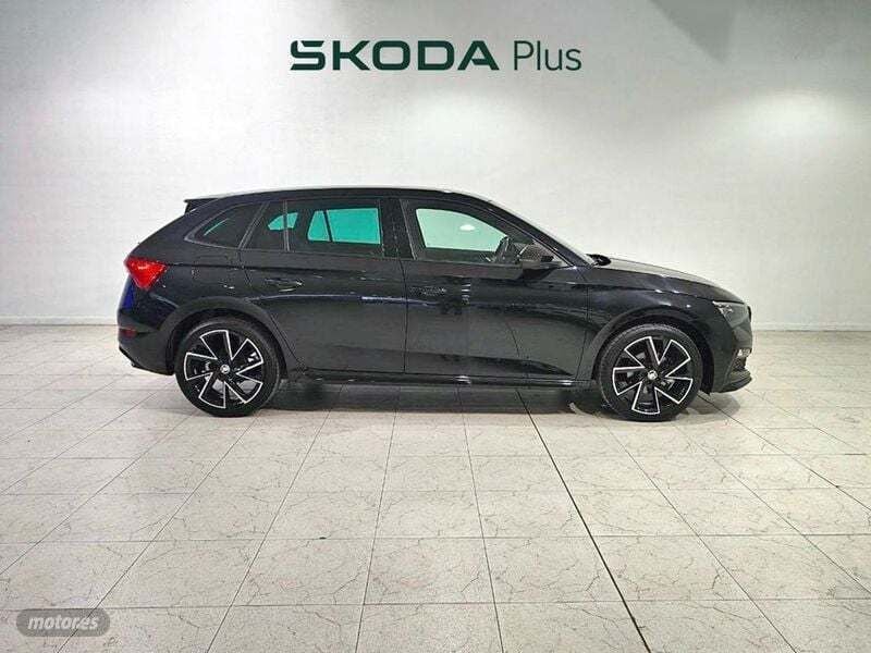 Usado Skoda Scala Monte Carlo 110 CV (80 kW) 2024 Negro Utilitario