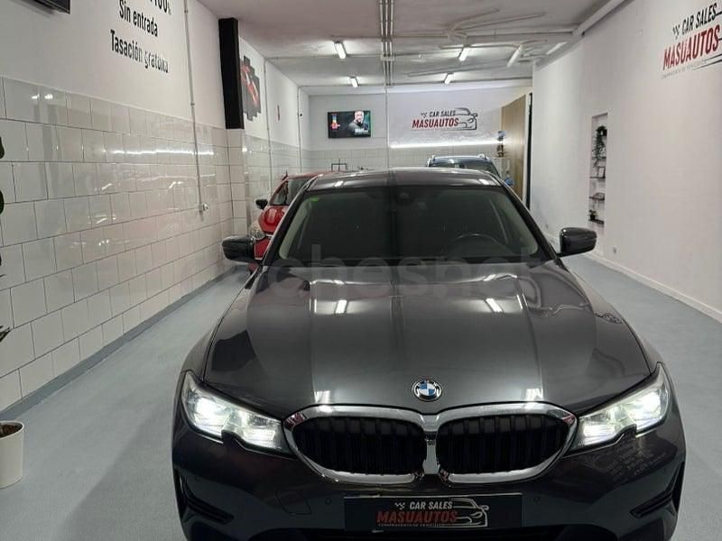 Usado BMW 318 Gran Turismo Comfort Edition 150 CV (110 kW) 2020 Gris / plata Berlina