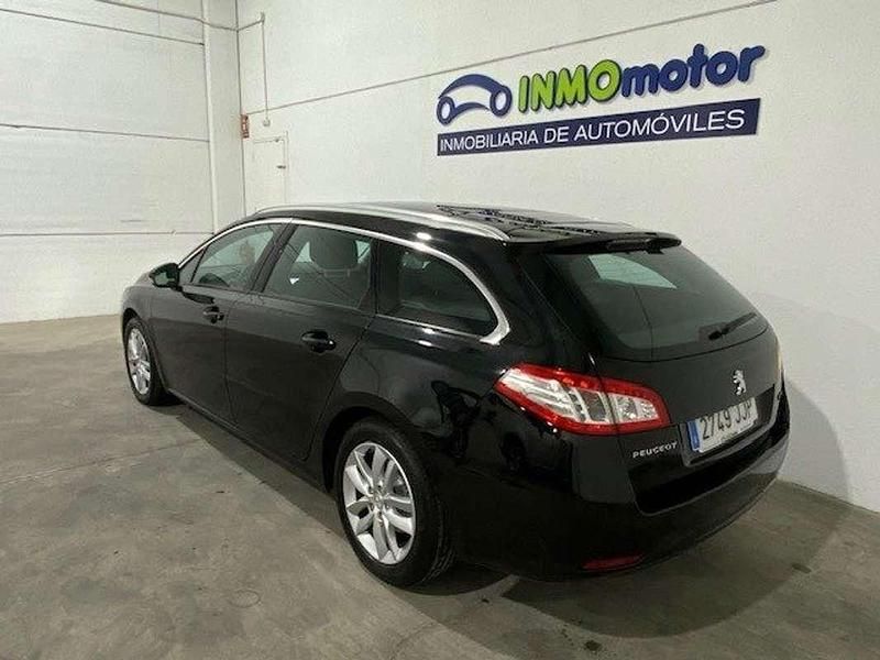 Usado Peugeot 508 Allure 150 CV (110 kW) 2015 Negro Familiar