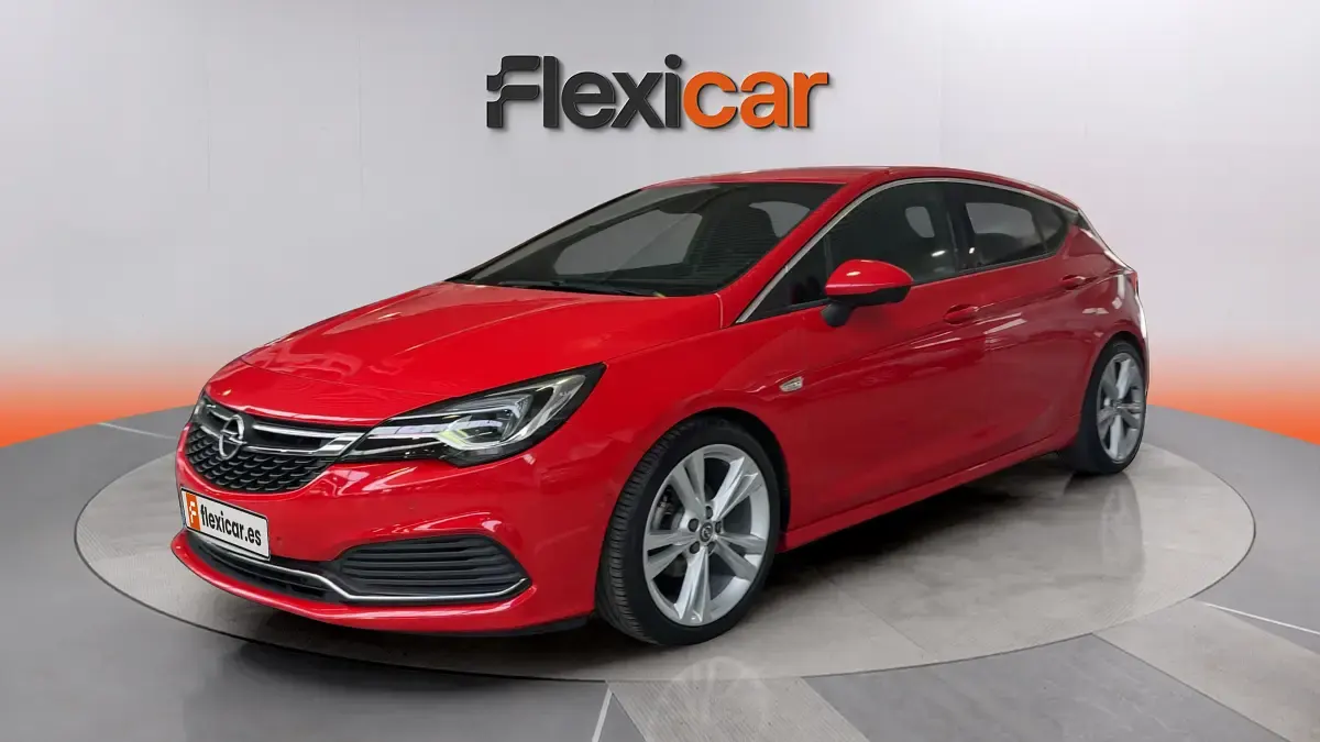 Usado Opel Astra S 150 CV (110 kW) 2018 Rojo Berlina