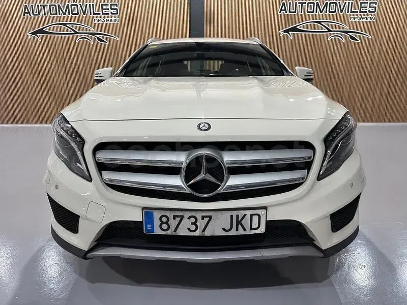 Usado Mercedes GLA200 AMG line 136 CV (100 kW) 2015 Blanco SUV